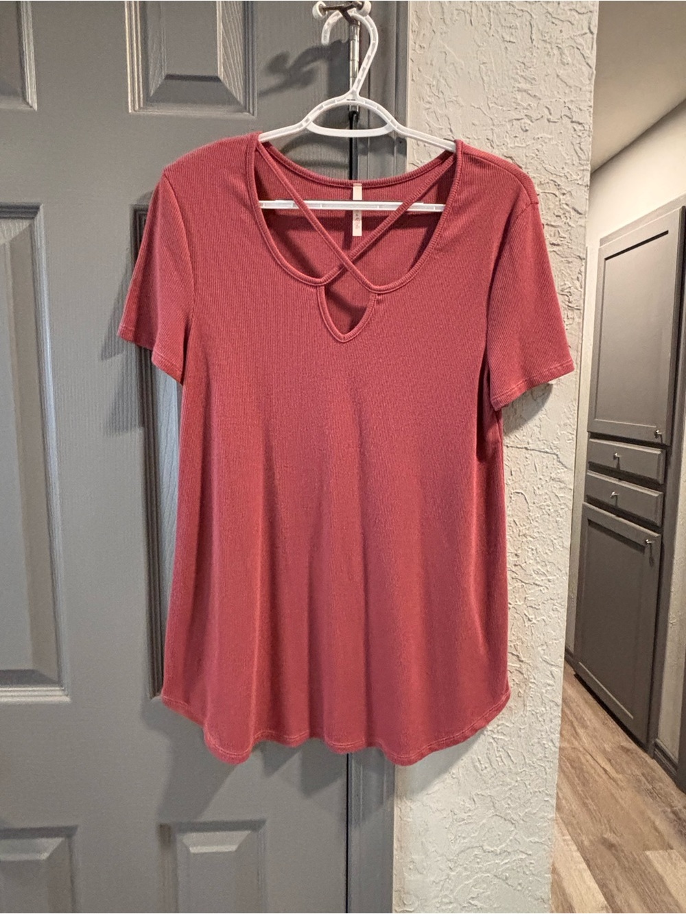 Women’s Crisscross Neck Short Sleeve Tee - Rose